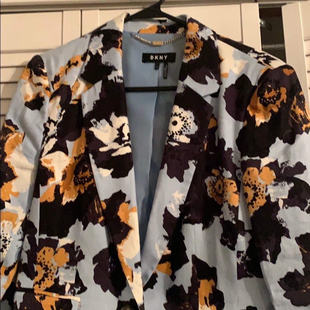 Suit jacket - Picture 3 of 3